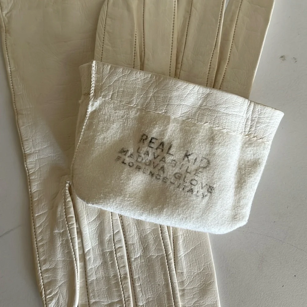 Vintage Madova Ladies cream colored leather gloves. 2 Pairs LIKE NEW